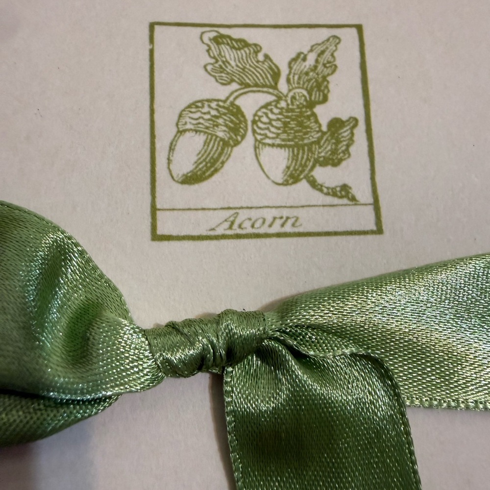 Acorn Vintage Notecards And Envelopes White And Green, Bowsart Notes